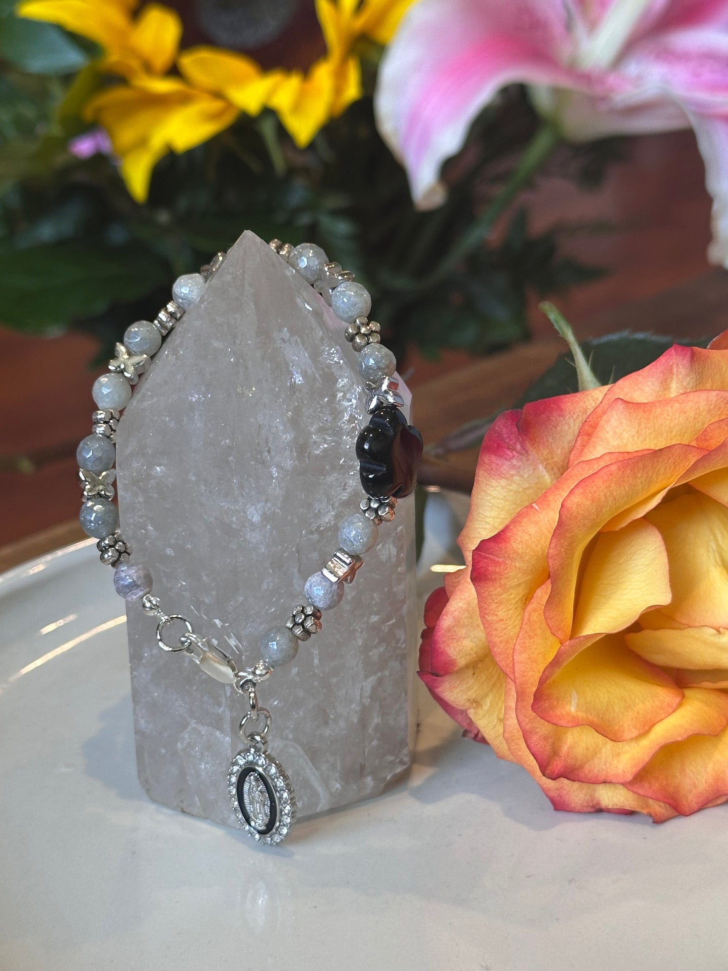 Bracelet in Gray, Black and Silver