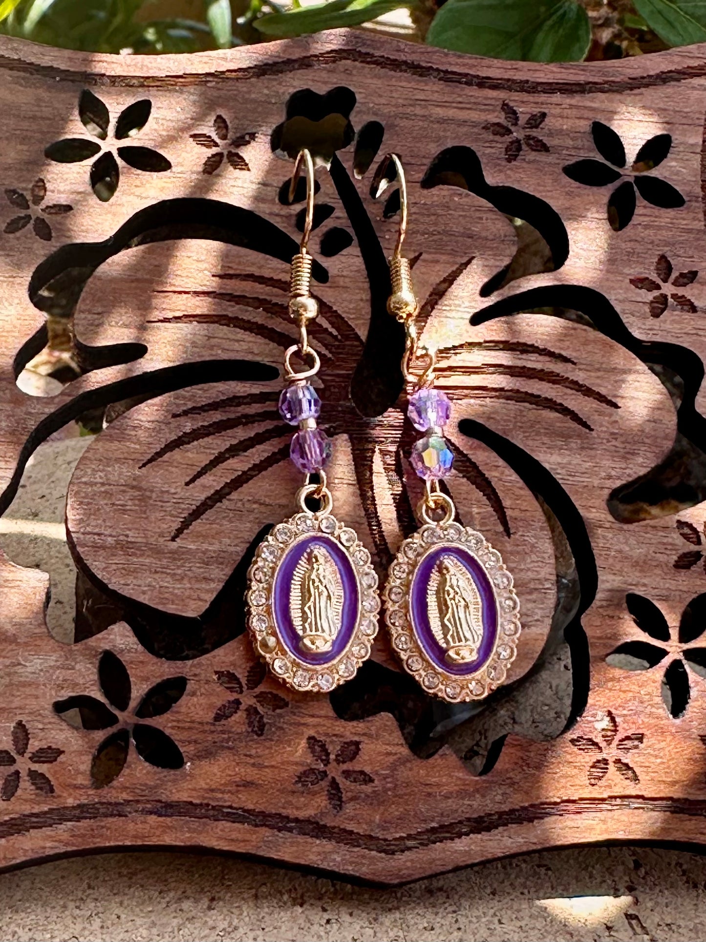 Dangle and Drop earrings in Gold and Purple.