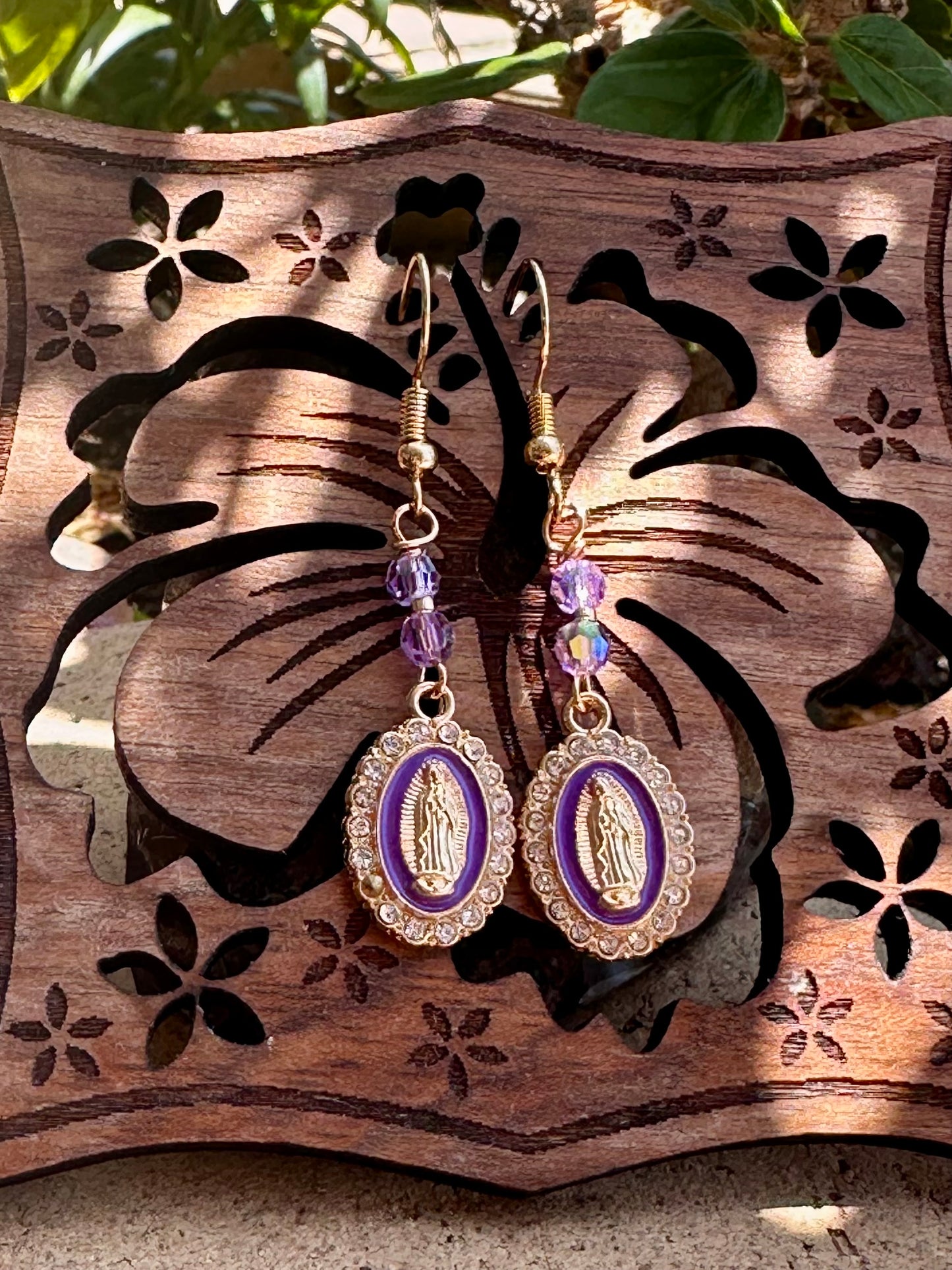 Dangle and Drop earrings in Gold and Purple.