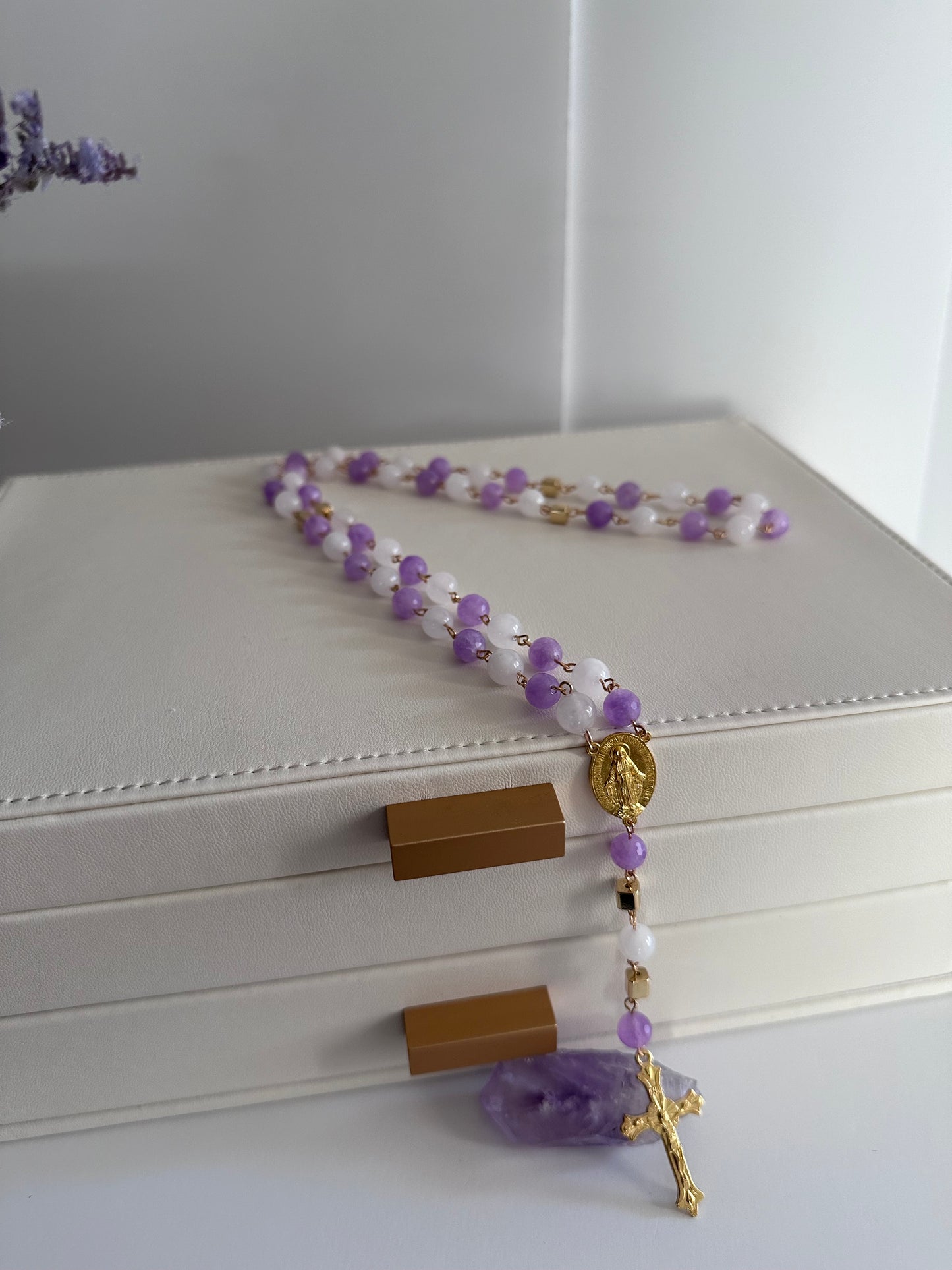 Rosary made of Lavender Jade and White Quartz Gemstones