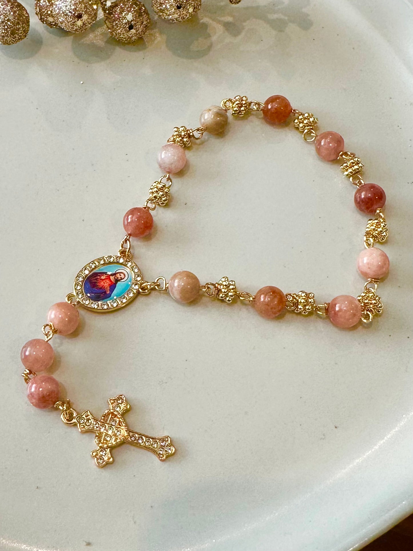 Rosary Bracelet in Beige and Brown.