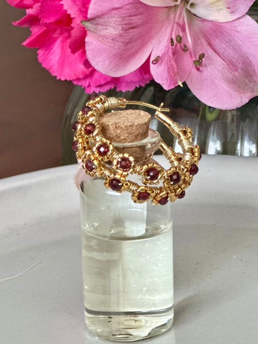 Hoop Earrings in Gold and Wine Red.