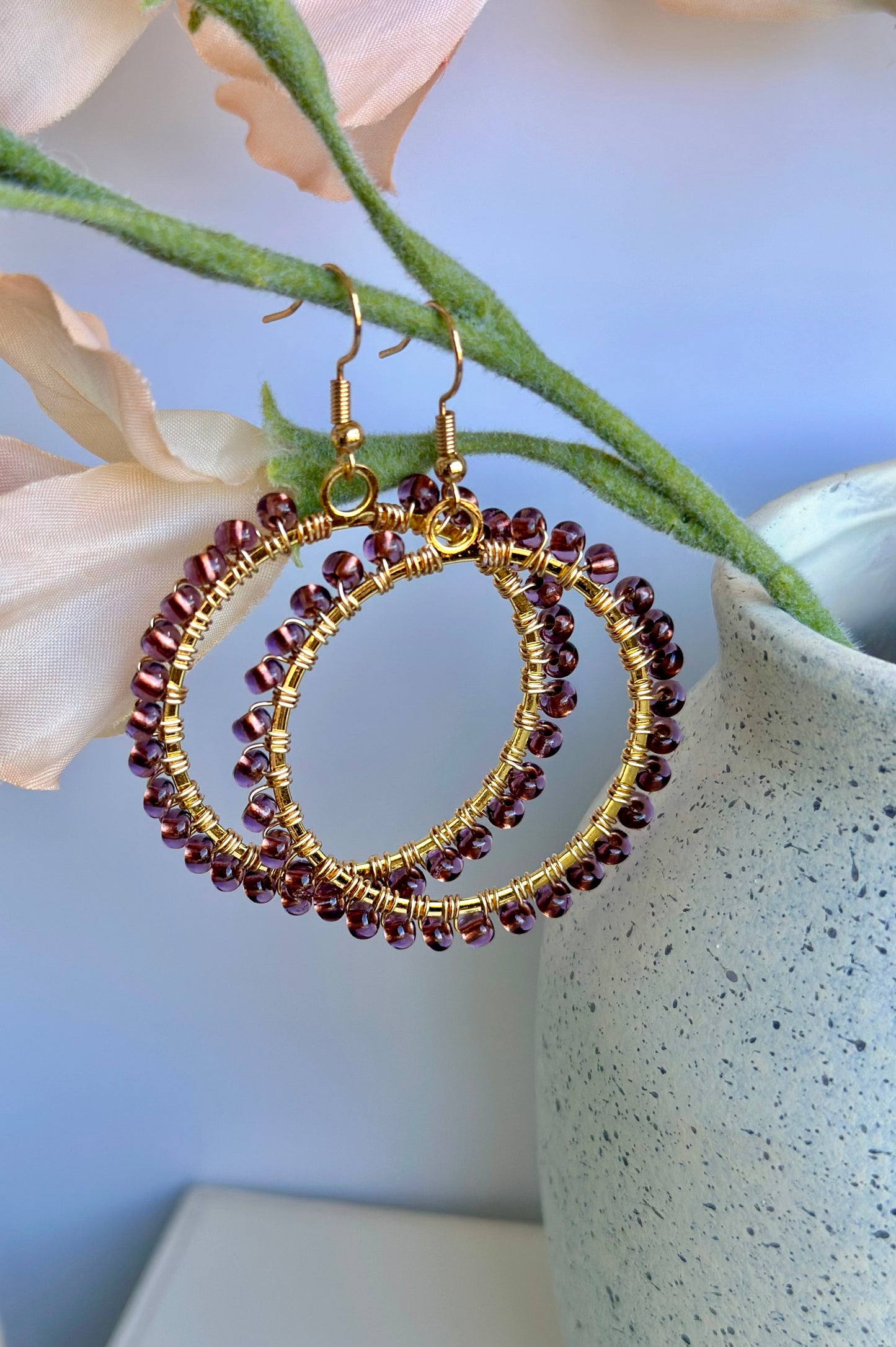 Dangle Hoops Earrings in Purple and Gold