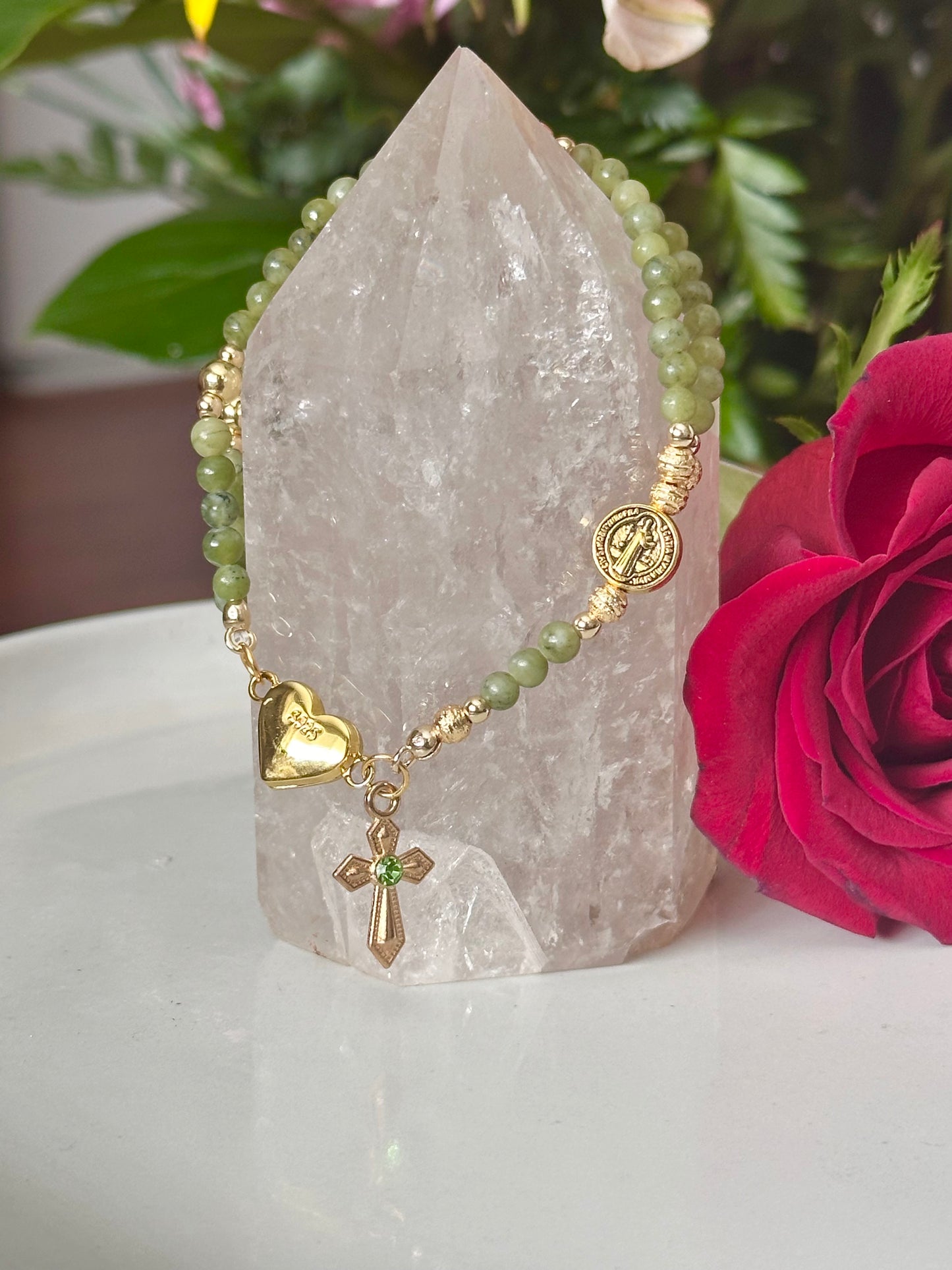 Rosary Bracelet in Green and Gold.
