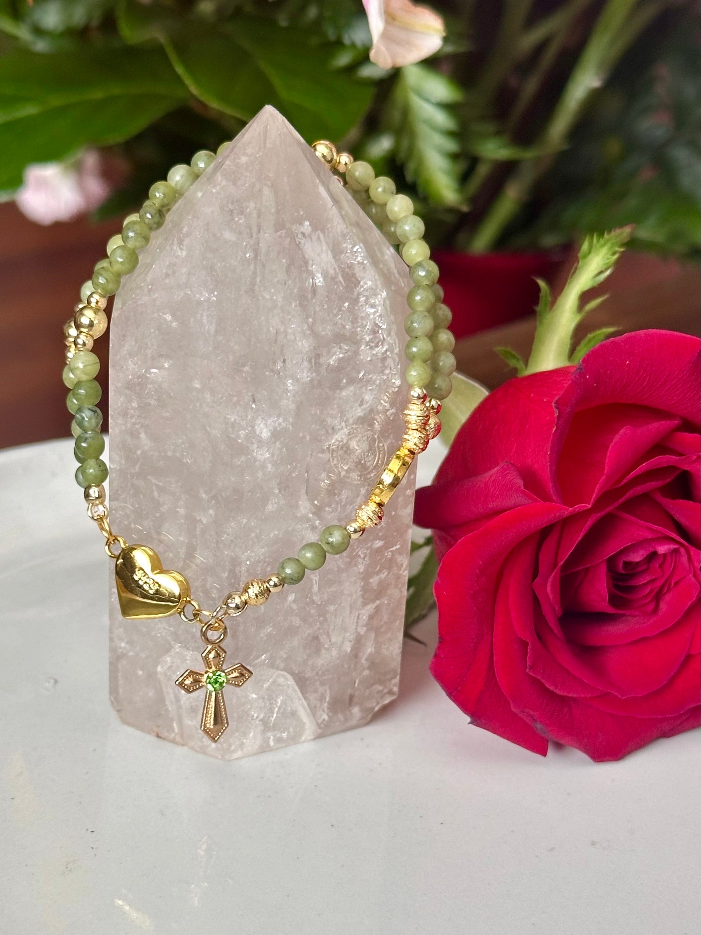 Rosary Bracelet in Green and Gold.
