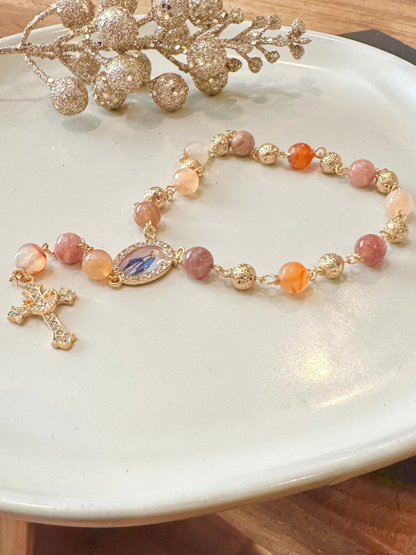 Rosary Bracelet in Beige and Brown.