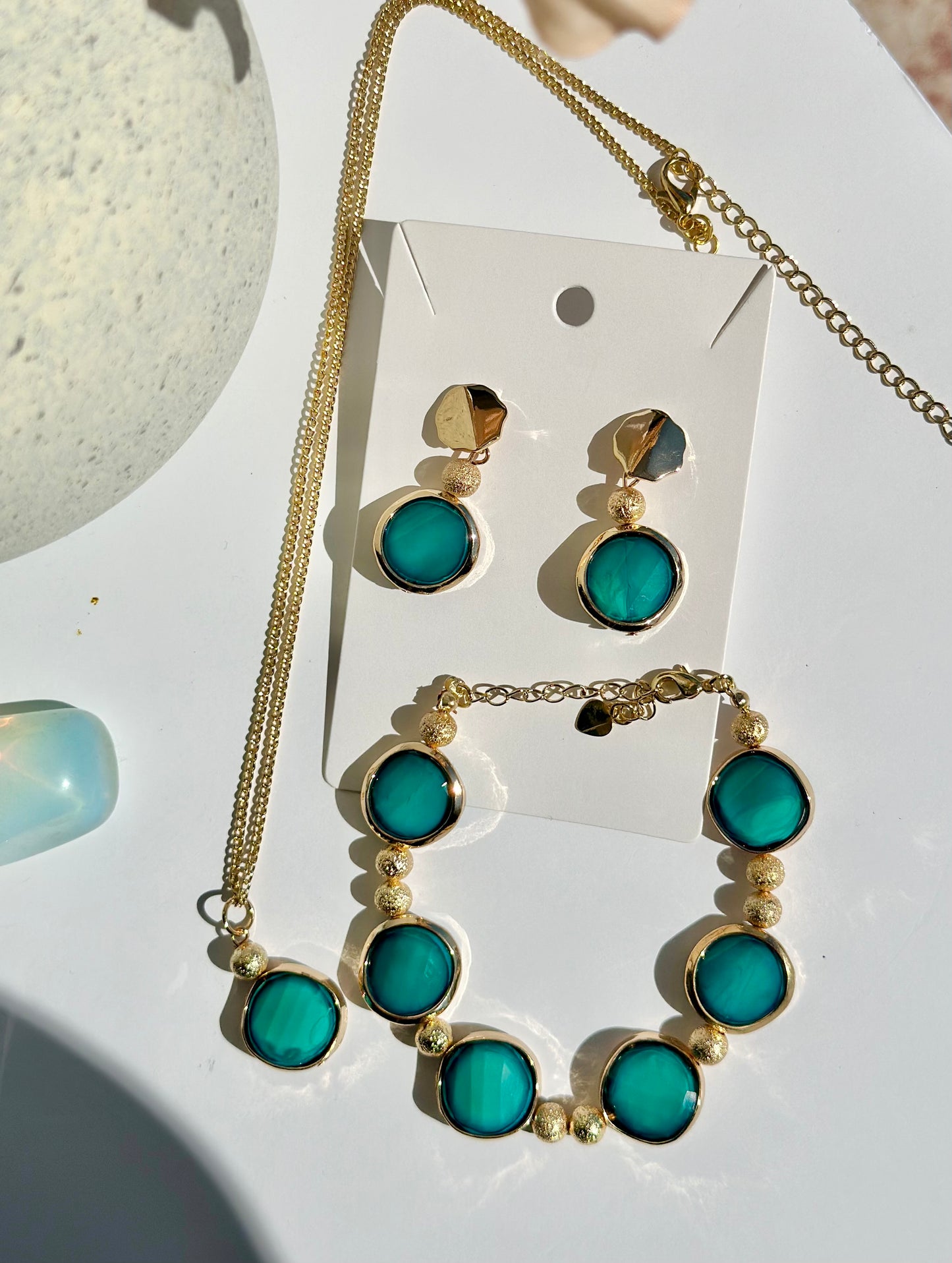 Jewelry Set (3 pieces) in Teal and Gold