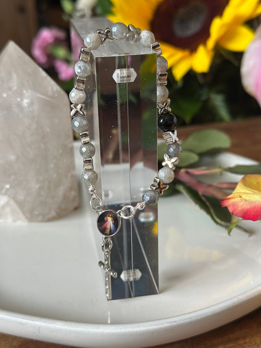 Bracelet in Gray, Black and Silver