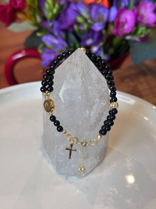 Rosary Bracelet in Black and Gold.