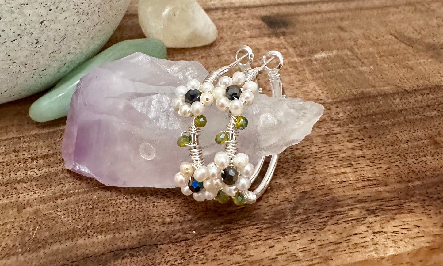 Hoop Earrings in Ivory Mother of Pearl Stones