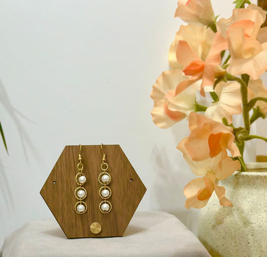 Dangle and Drop Earrings in Ivory.