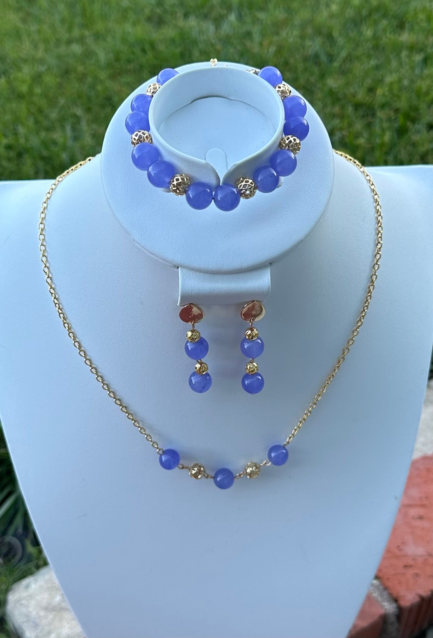 Jewelry Set made of Lavender Quartz Round Beads