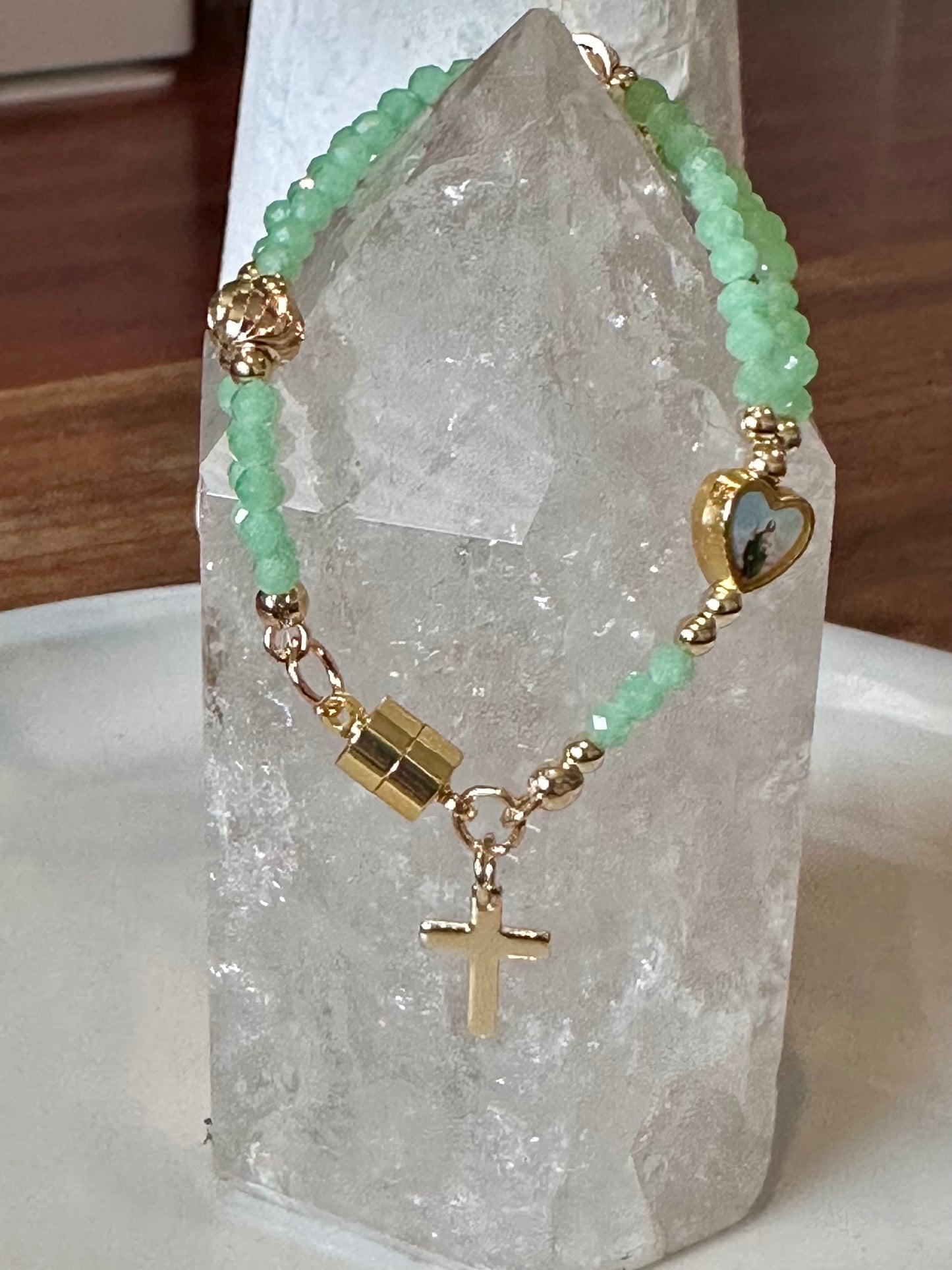 Rosary Bracelet in Green and Gold.