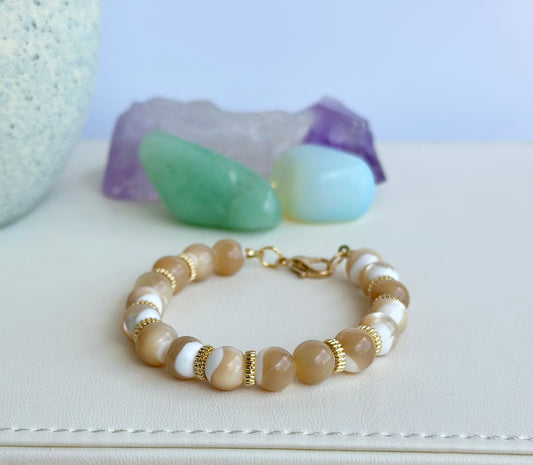 Bracelet in Light Brown