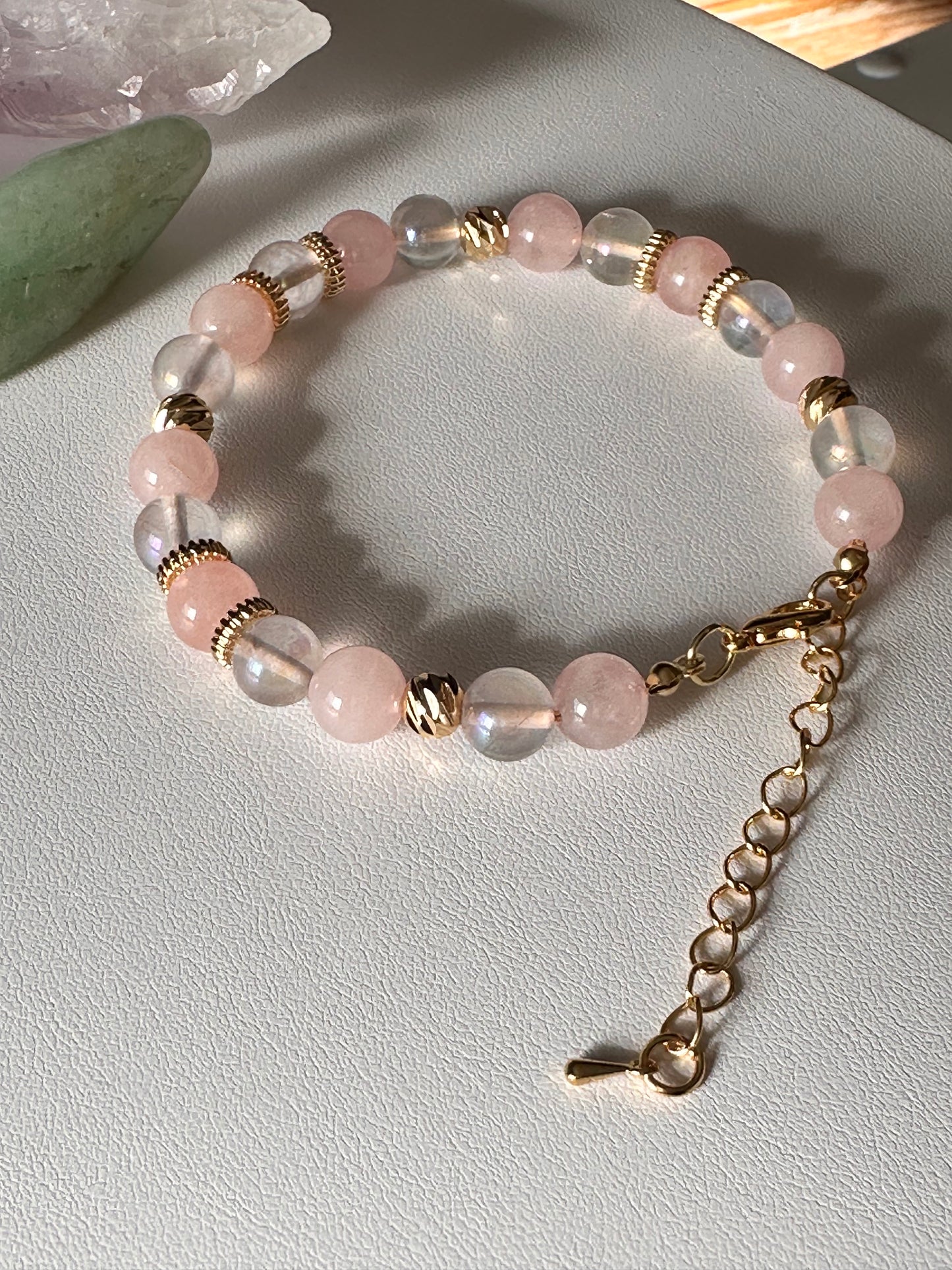 Bracelet in Pink and Clear Quartz Gemstones