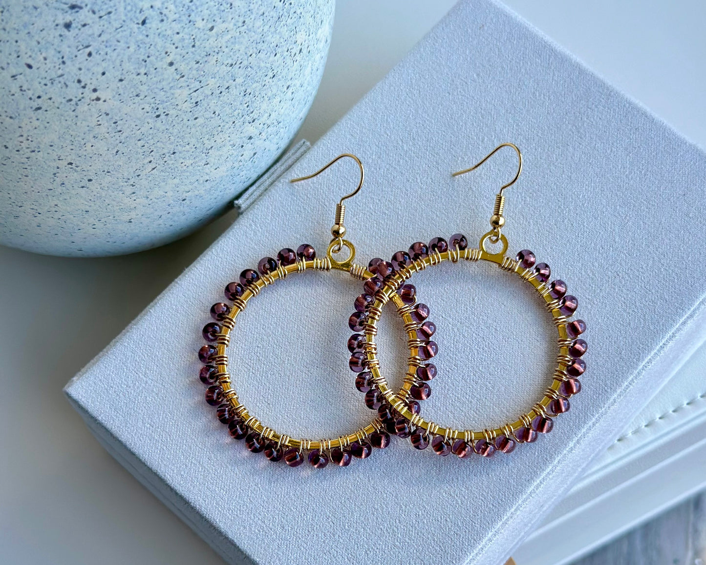 Dangle Hoops Earrings in Purple and Gold