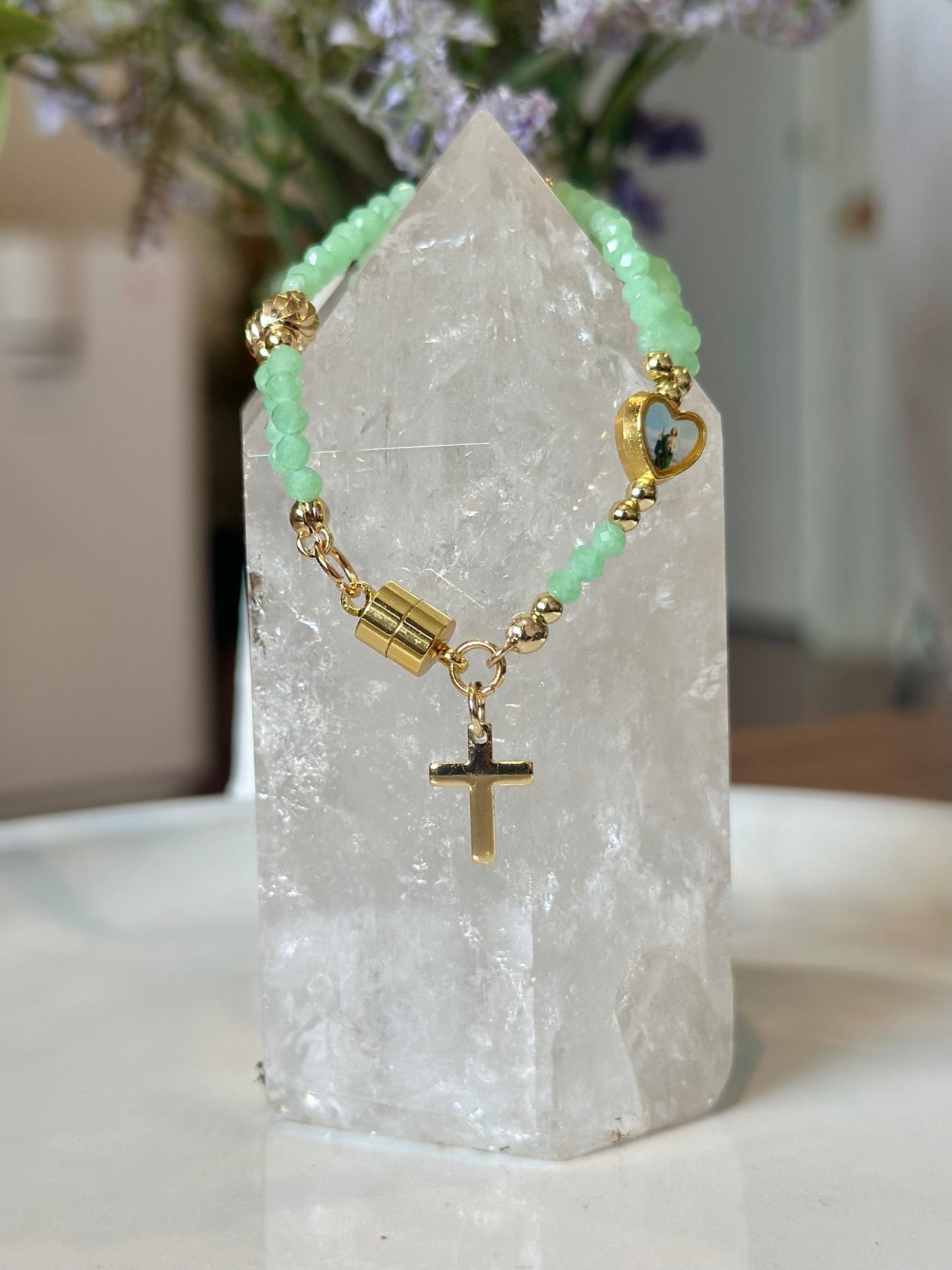 Rosary Bracelet in Green and Gold.