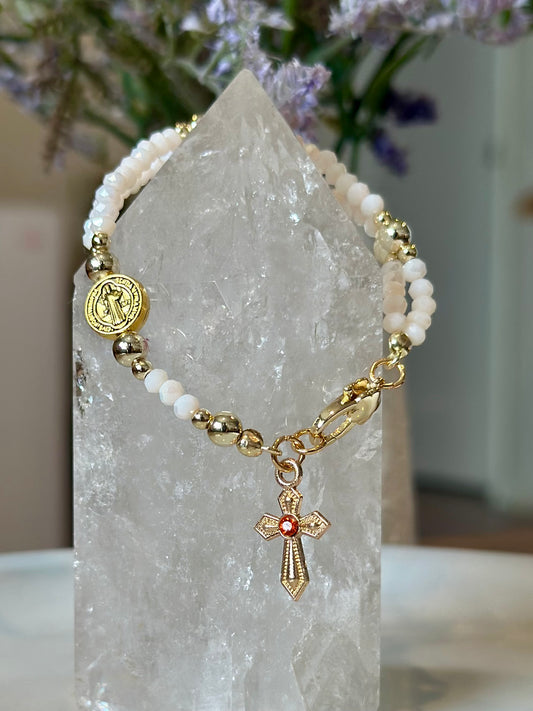 Rosary Bracelet in Ivory and Gold.