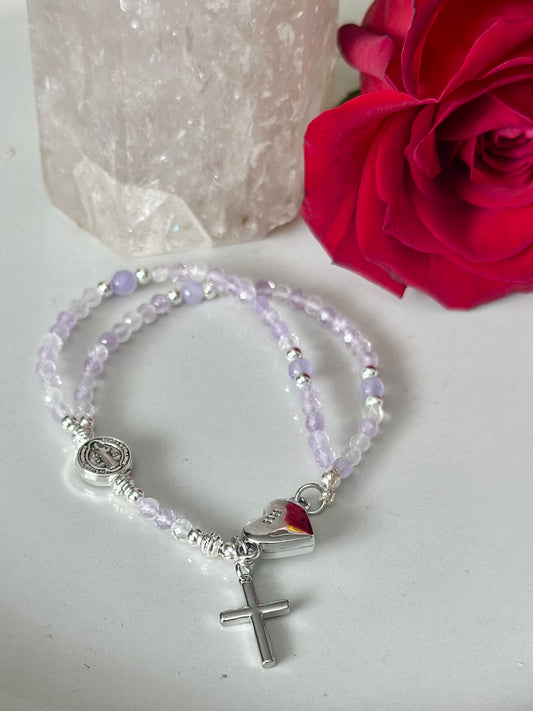 Rosary Bracelet in Light Purple and Silver.