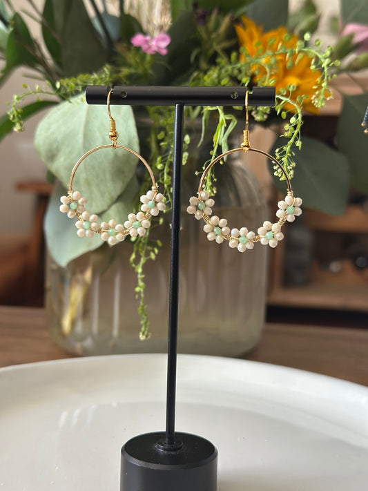 Dangle and Drop Earrings in Ivory and Gold.
