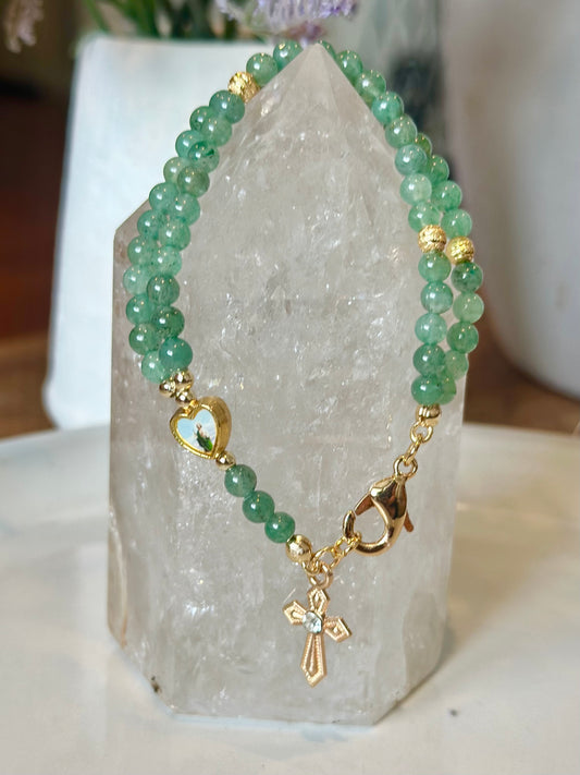 Rosary Bracelet in Green and Gold.