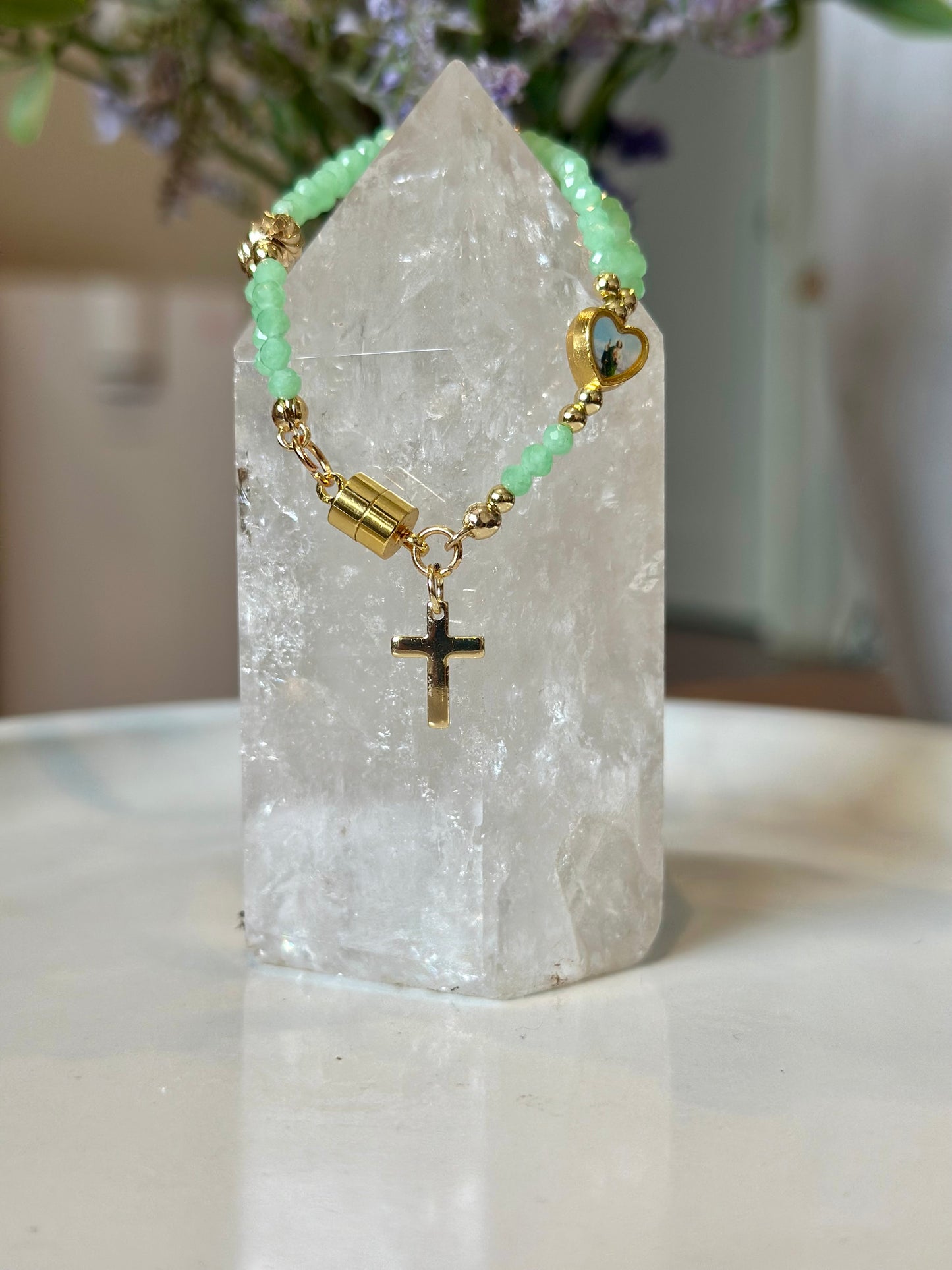Rosary Bracelet in Green and Gold.