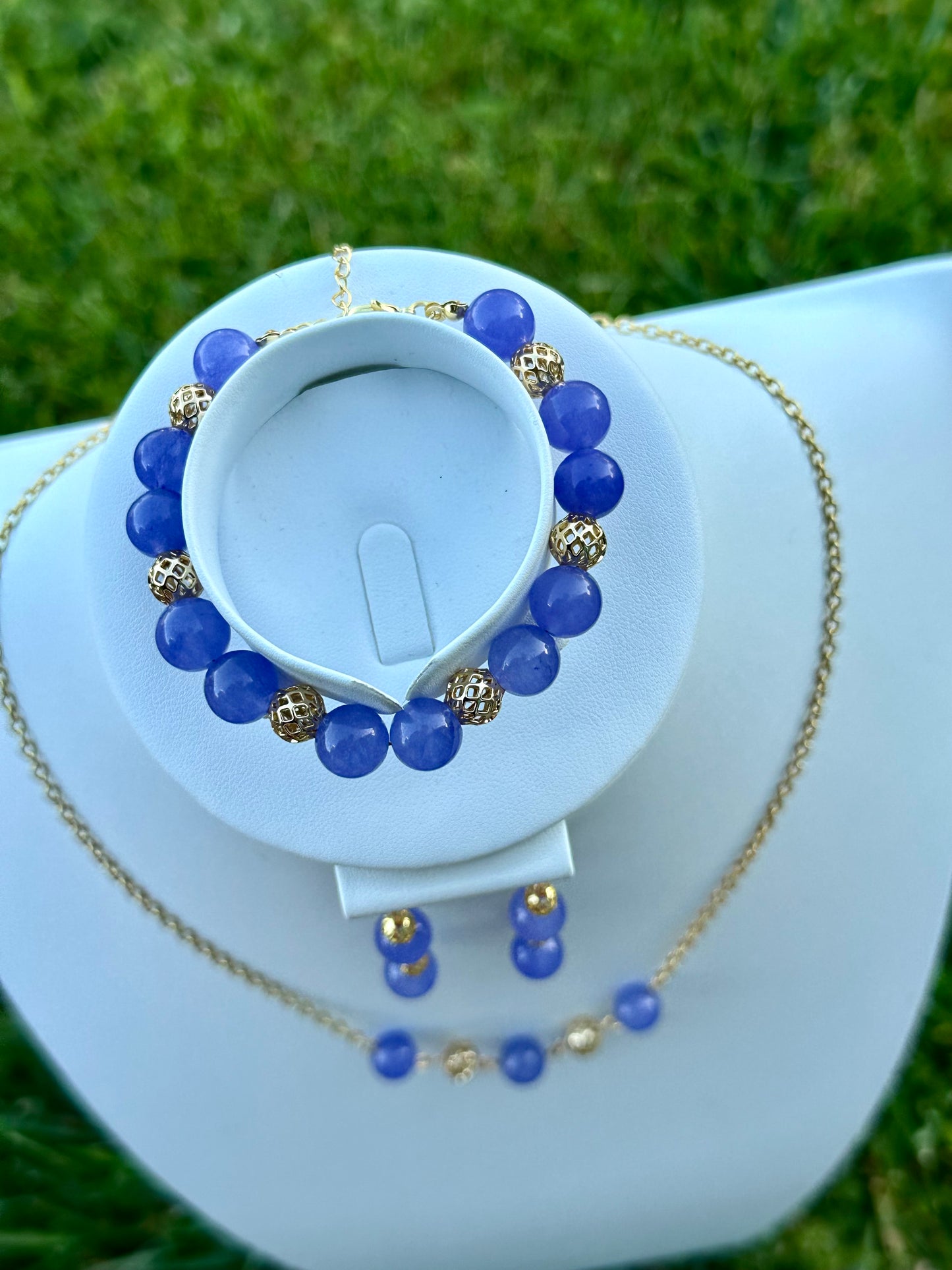 Jewelry Set made of Lavender Quartz Round Beads