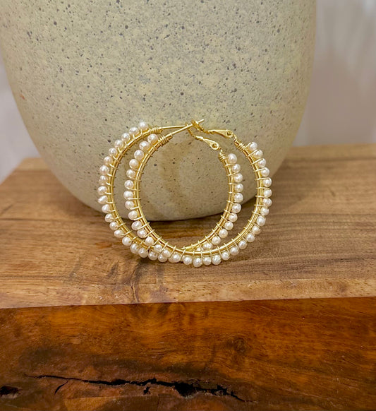 Hoop Earrings in Ivory and Gold