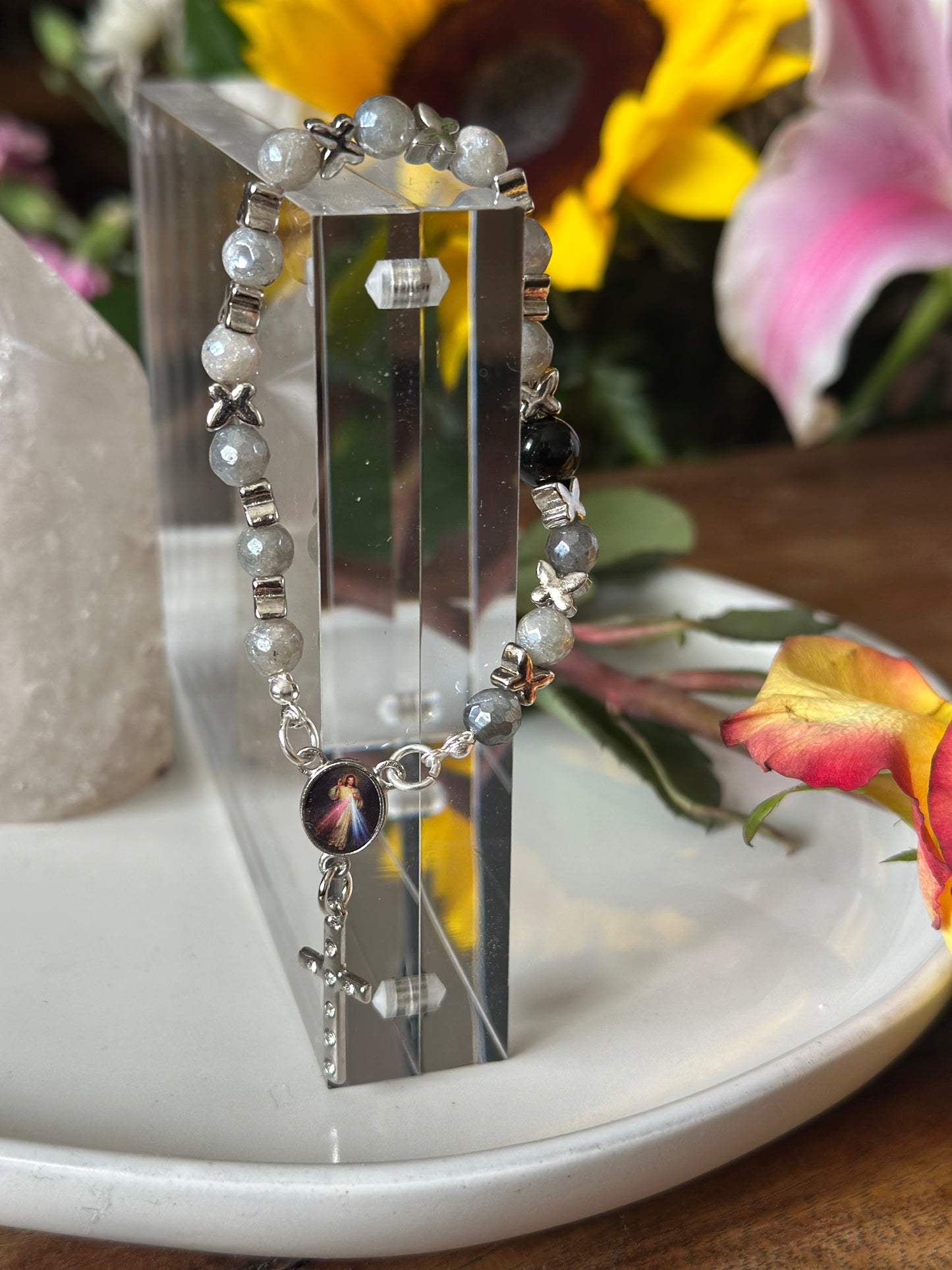 Bracelet in Gray, Black and Silver